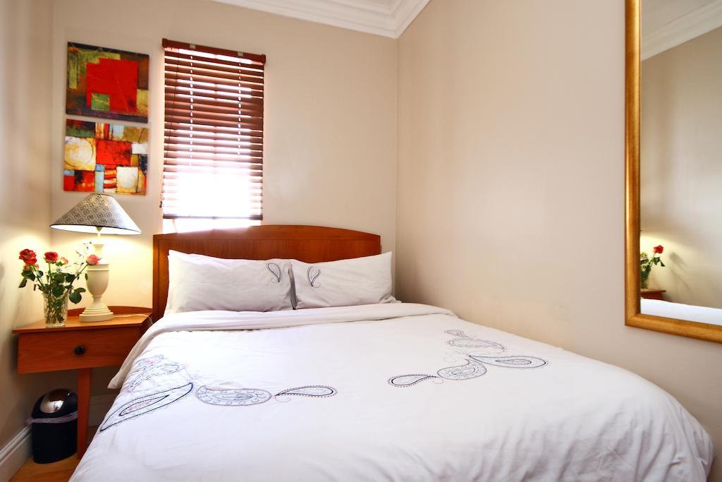 Forty8 Backpackers Hotel Kaapstad Kamer foto