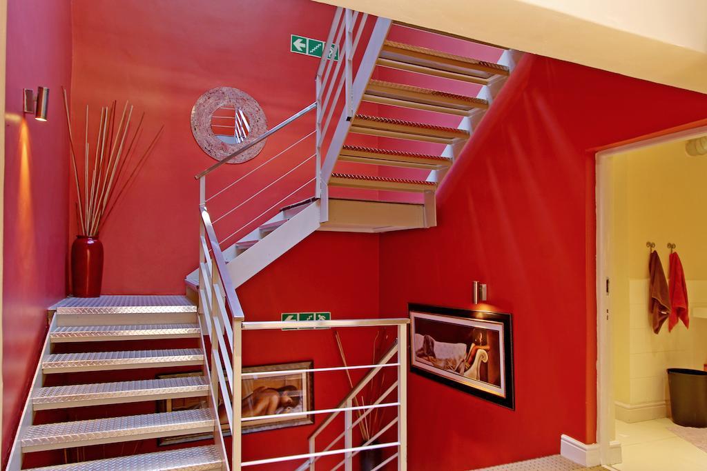 Forty8 Backpackers Hotel Kaapstad Buitenkant foto