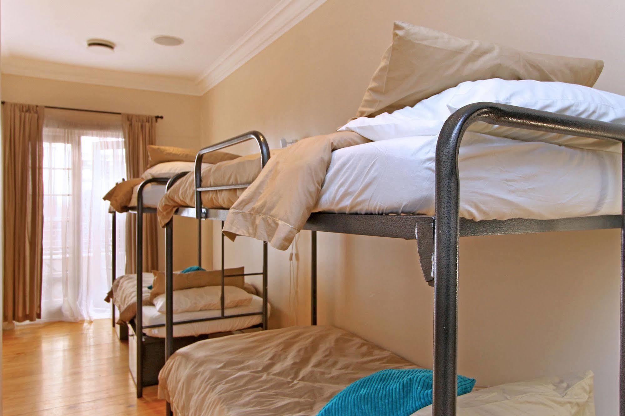 Forty8 Backpackers Hotel Kaapstad Buitenkant foto